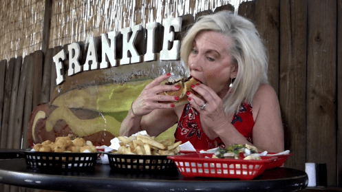 FRANKIES DAWGS_YouTube_720p_20160603105803_0.PNG